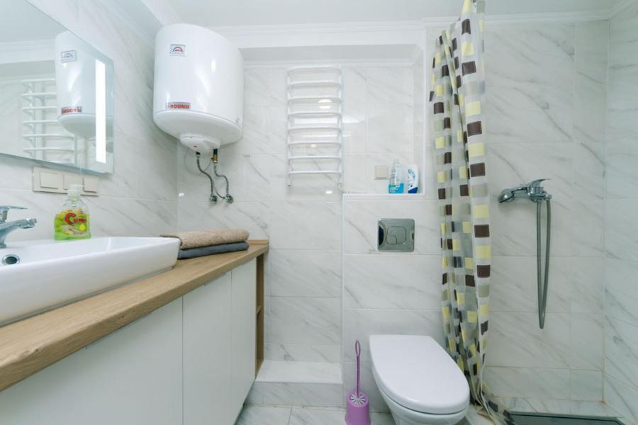 Inn Smarthause Apartments キエフ エクステリア 写真