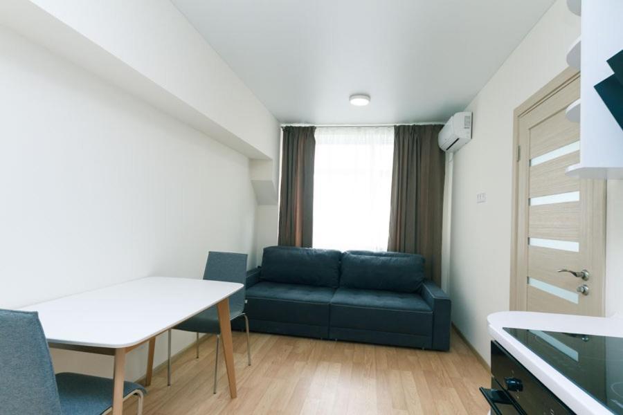 Inn Smarthause Apartments キエフ エクステリア 写真